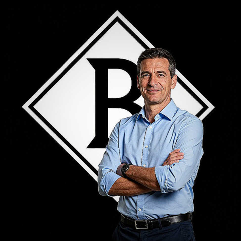 Tuyển Việt Nam sắp có trung vệ Việt kiều Mỹ cao gần 1m90: Viên gạch đầu tiên của một thế hệ