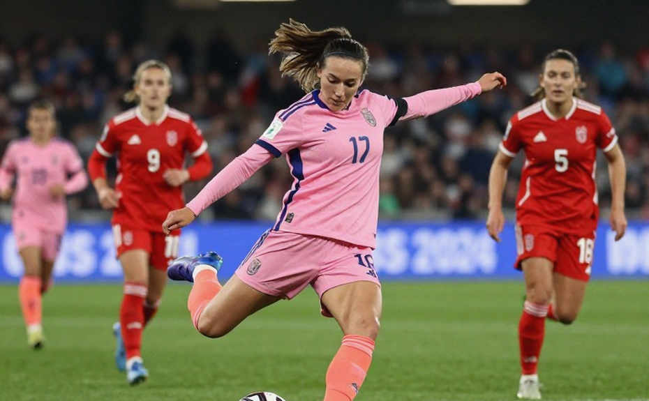 Bốn trận trong 21 ngày: Lịch FIFA, cú gọi lại của Calvert-Lewin và bài toán xoay tua của Tuchel Bốn trận trong 21 ngày: Lịch FIFA, cú gọi lại của Calvert-Lewin và bài toán xoay tua của Tuchel