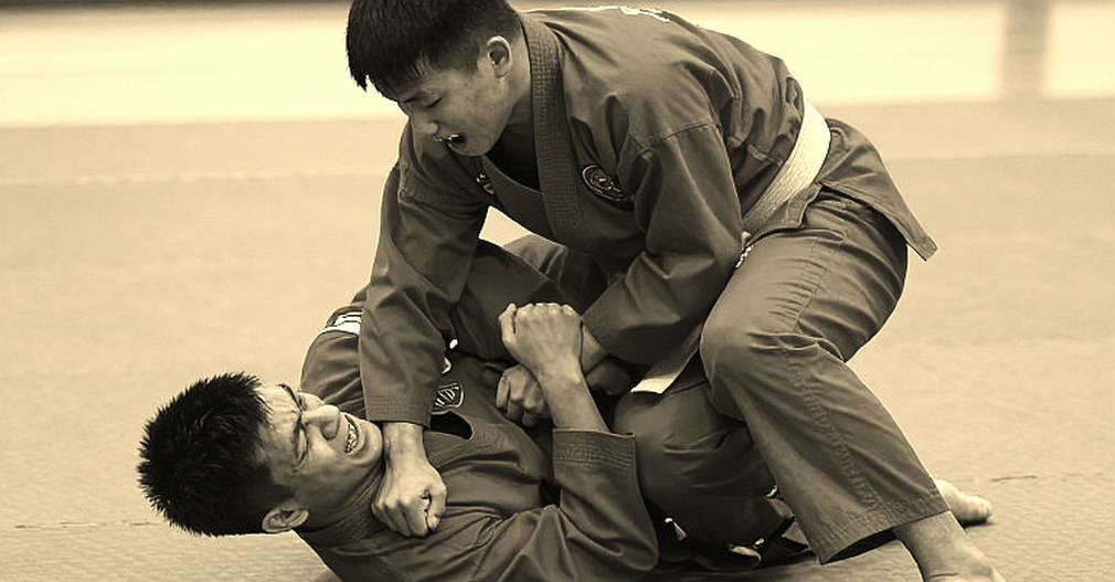 Khi bản phân tích thể thao trống, người viết chọn im lặng thay vì bịa chuyện Khi bản phân tích thể thao trống, người viết chọn im lặng thay vì bịa chuyện