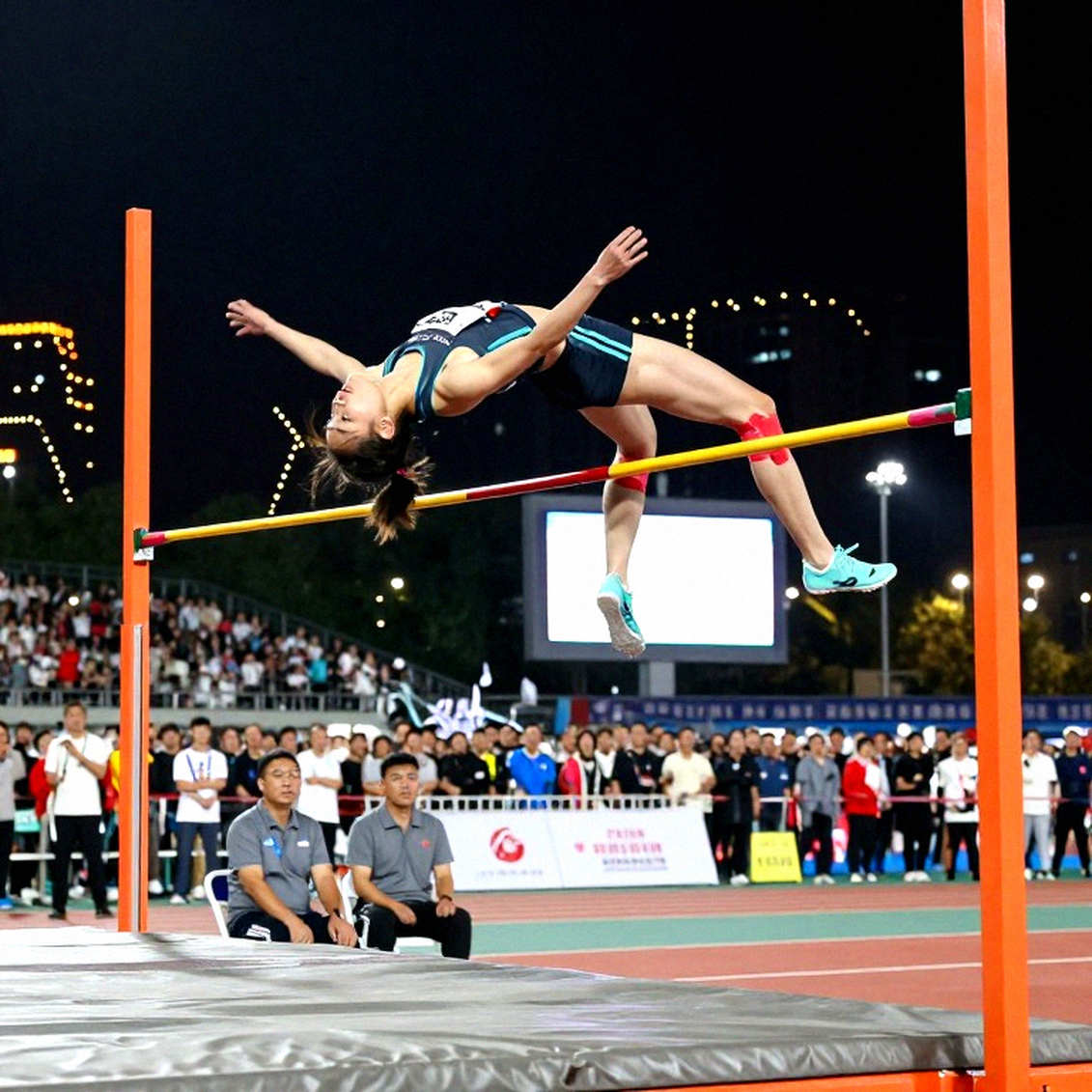 Amy Hunt bứt phá 22.16 giây tại vòng chung kết Diamond League, bám sát kỷ lục cá nhân và chuẩn bị cho Ultimate Championships Amy Hunt bứt phá 22.16 giây tại vòng chung kết Diamond League, bám sát kỷ lục cá nhân và chuẩn bị cho Ultimate Championships